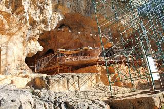 Aventura prehistorica en Atapuerca (Burgos).