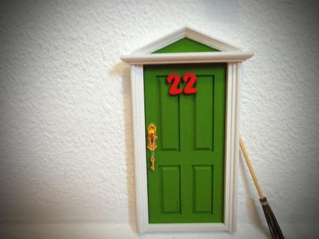 → La Puerta del Ratoncito Pérez← → La Puerta del Ratoncito Pérez←