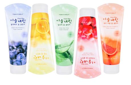Descubriendo el mundo de la cosmética coreana con la espuma limpiadora hidratante de TONYMOLY .