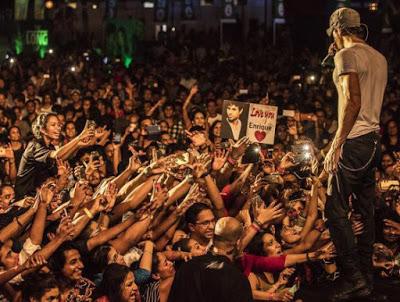 Enrique Iglesias en Sri Lanka desata la polémica