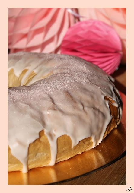 Roscón de champán y fresas... para Bake the World Roscón de champán y fresas... para Bake the World