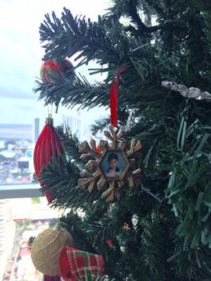 Tesoros en nuestro árbol de Navidad