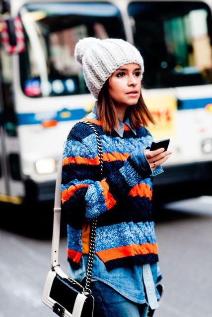 Gorros de lana con pompón, el complemento más asequible y trendy pom pom beanie miroslava duma