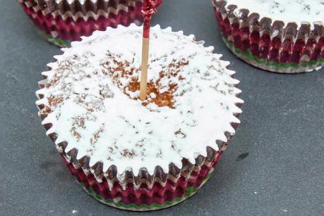 Cupcakes de cava y limón rellenos de lemon curd y nocilla para celebrar el año nuevo