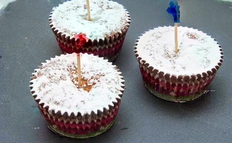 Cupcakes de cava y limón rellenos de lemon curd y nocilla para celebrar el año nuevo