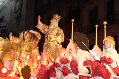 El cazacaramelos despierta para la Cabalgata de los Reyes Magos cabalgata Barcelona