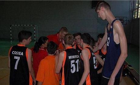 Robert Bobroczky Robert Bobroczky