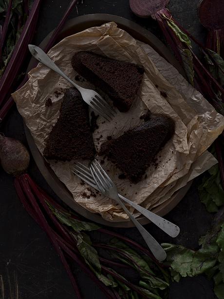 BUNDT CAKE DE CHOCOLATE Y REMOLACHA