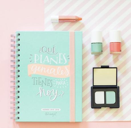 Escribiendo la carta a los Reyes Magos Escribiendo la carta a los Reyes Magos