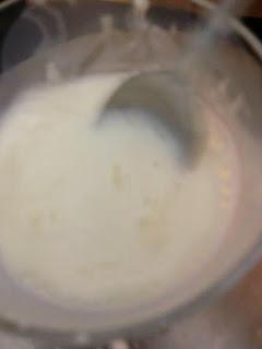 CHURROS RELLENOS DE CHOCOLATE CON CHOCOLATE BLANCO A LA TAZA CHURROS RELLENOS DE CHOCOLATE CON CHOCOLATE BLANCO A LA TAZA