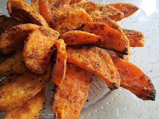 CHIPS ESPECIADAS DE BONIATO ROJO CHIPS ESPECIADAS DE BONIATO ROJO