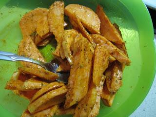 CHIPS ESPECIADAS DE BONIATO ROJO CHIPS ESPECIADAS DE BONIATO ROJO