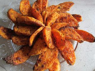 CHIPS ESPECIADAS DE BONIATO ROJO CHIPS ESPECIADAS DE BONIATO ROJO