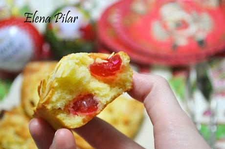 Friands con almendra y cerezas Friands con almendra y cerezas