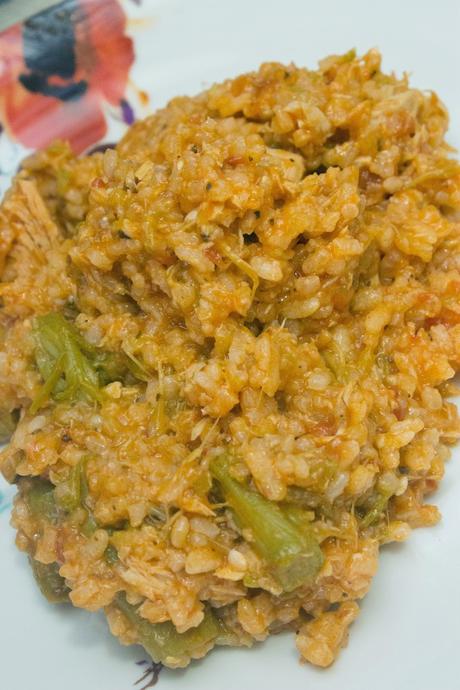 Arroz ligero de espárragos y atún Arroz ligero de espárragos y atún