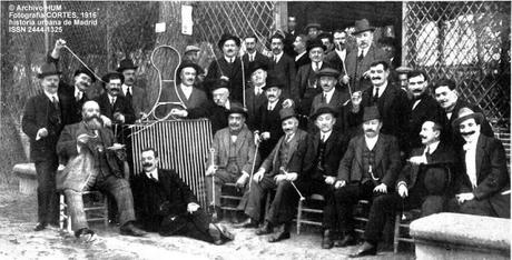 La Sociedad de La Parrilla y las chuletas madrileñas. Madrid, 1916