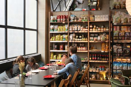 Los 20 mejores lugares para disfrutar de Barcelona en familia woki-market-marimon-barcelona2