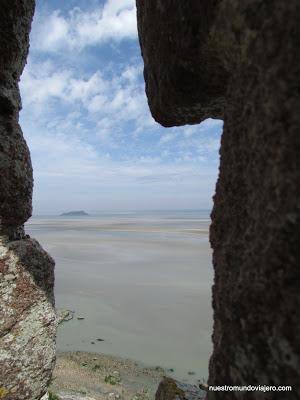 Mont Saint Michel; la abadía majestuosa Mont Saint Michel; la abadía majestuosa