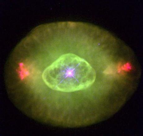 El ojo que parpadea: NGC 6826 nebula