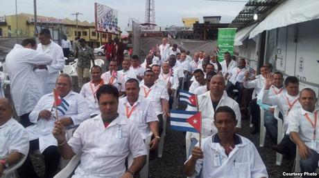 EEUU considera cerrar Programa para Profesionales Médicos Cubanos médicos cubanos Chile