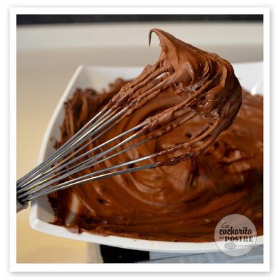 TARTA MUERTE POR CHOCOLATE / DEATH BY CHOCOLATE LAYER CAKE TARTA MUERTE POR CHOCOLATE / DEATH BY CHOCOLATE LAYER CAKE