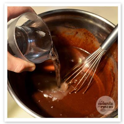 TARTA MUERTE POR CHOCOLATE / DEATH BY CHOCOLATE LAYER CAKE TARTA MUERTE POR CHOCOLATE / DEATH BY CHOCOLATE LAYER CAKE