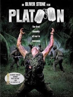 PLATOON (1986), DE OLIVER STONE. LA PRIMERA VÍCTIMA DE LA GUERRA ES LA INOCENCIA.