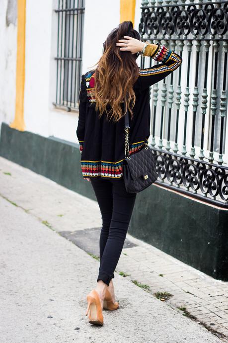 chaqueta azteca zara