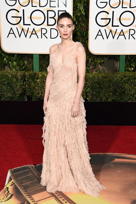 BEVERLY HILLS, CA - JANUARY 10:  Actress Rooney Mara attends the 73rd Annual Golden Globe Awards held at the Beverly Hilton Hotel on January 10, 2016 in Beverly Hills, California.  (Photo by Jason Merritt/Getty Images)
