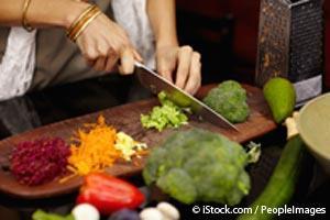 Preparar los Alimentos Desde Cero Es Tan Importante Para la Salud, Que Algunas Escuelas de Medicina Han Comenzado a Enseñar a los Doctores a Cocinar Cocinar