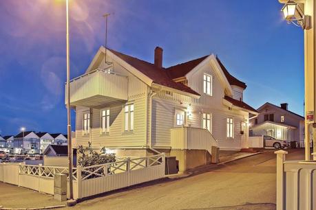 madera blanca estilo nórdico escandinavo estilo nórdico costero estilo limpio y ordenado estilo hamptons decoración interiores decoración en blanco decoración con textiles y texturas casas nórdicas junto al mar madera blanca estilo nórdico escandinavo estilo nórdico costero estilo limpio y ordenado estilo hamptons decoración interiores decoración en blanco decoración con textiles y texturas casas nórdicas junto al mar