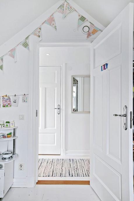 madera blanca estilo nórdico escandinavo estilo nórdico costero estilo limpio y ordenado estilo hamptons decoración interiores decoración en blanco decoración con textiles y texturas casas nórdicas junto al mar madera blanca estilo nórdico escandinavo estilo nórdico costero estilo limpio y ordenado estilo hamptons decoración interiores decoración en blanco decoración con textiles y texturas casas nórdicas junto al mar