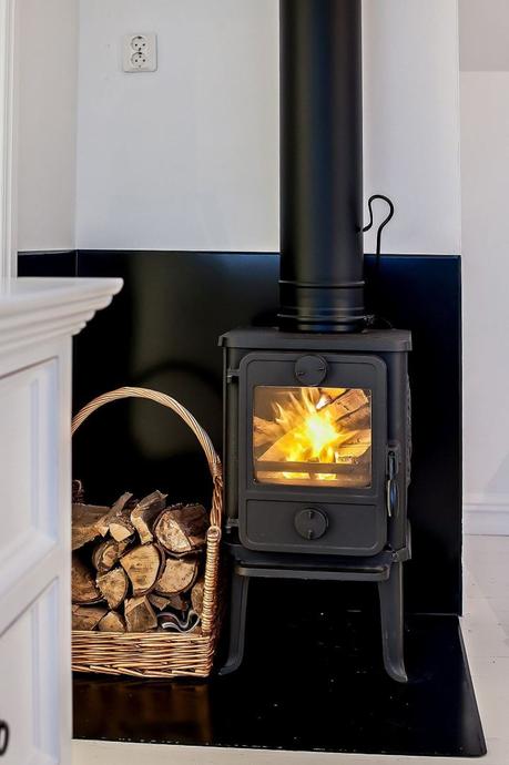 madera blanca estilo nórdico escandinavo estilo nórdico costero estilo limpio y ordenado estilo hamptons decoración interiores decoración en blanco decoración con textiles y texturas casas nórdicas junto al mar madera blanca estilo nórdico escandinavo estilo nórdico costero estilo limpio y ordenado estilo hamptons decoración interiores decoración en blanco decoración con textiles y texturas casas nórdicas junto al mar