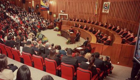 Sala Político Electoral del Tribunal Supremo de Justicia, declaró nulos todos los actos dictados por el Parlamento Nacional.