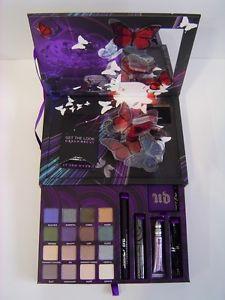 GUERRA DE PALETAS: NAKED BASICS 2 DE URBAN DECAY VS. AU NATUREL DE SLEEK GUERRA DE PALETAS: NAKED BASICS 2 DE URBAN DECAY VS. AU NATUREL DE SLEEK