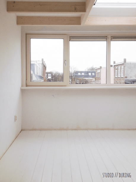 ANTES Y DESPUÉS: UNA BUHARDILLA CONVERTIDA EN OFICINA CON ESTILO ANTES Y DESPUÉS: UNA BUHARDILLA CONVERTIDA EN OFICINA CON ESTILO