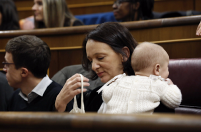 Maternidad en el Congreso de los Diputados: ¿postureo, necesidad o simplemente elección?