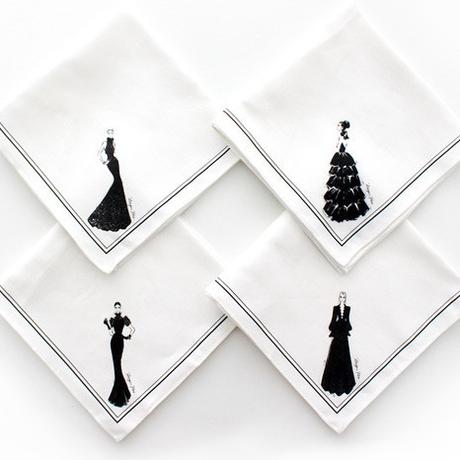 LA COLECCIÓN MESA DE MEGAN HESS LA COLECCIÓN MESA DE MEGAN HESS