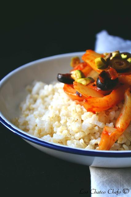 Arroz integral con hinojo y aceitunas negras Arroz integral con hinojo y aceitunas negras