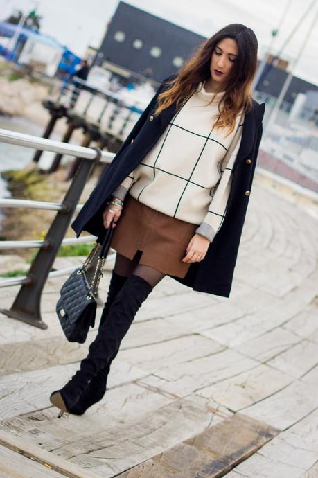PLAIDS+OVER THE KNEE BOOTS mini falda