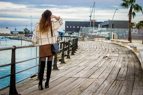 PLAIDS+OVER THE KNEE BOOTS plaids print