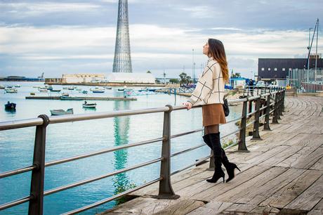 PLAIDS+OVER THE KNEE BOOTS plaids