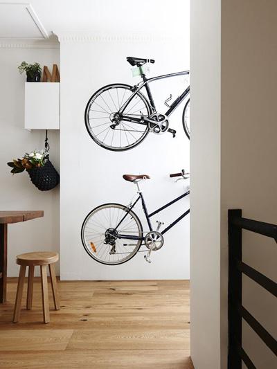 Ideas para guardar la bici en casa.