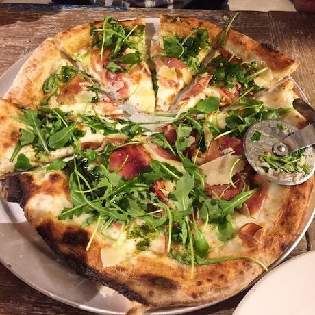 Parking Pizza Barcelona, la pizzeria alternativa de L’Eixample parking pizza barcelona