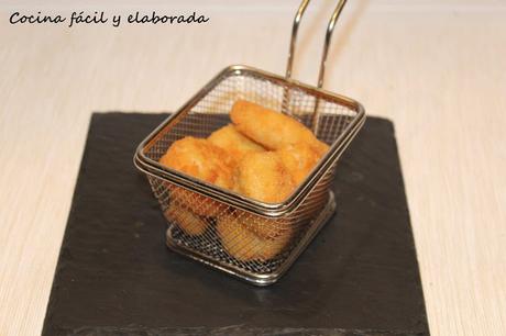 CROQUETAS DE PUERRO Y LECHE DE COCO CROQUETAS DE PUERRO Y LECHE DE COCO
