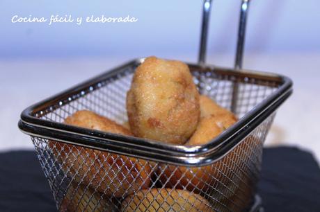 CROQUETAS DE PUERRO Y LECHE DE COCO CROQUETAS DE PUERRO Y LECHE DE COCO