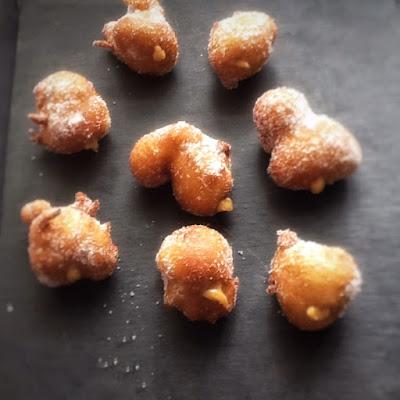 BUÑUELOS RELLENOS DE MASCARPONE Y TURRON