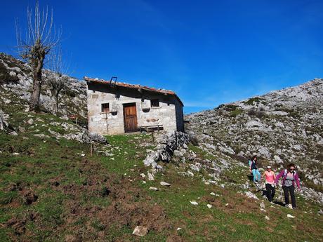 Por el entorno de los lagos de Covadonga