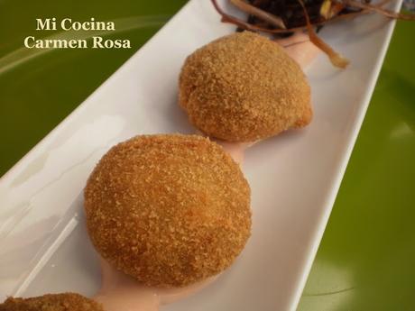 CROQUETAS DE CARRILLADA IBERICA GUISADAS AL VINO TINTO CON MAYONESA DE KIMUCHI