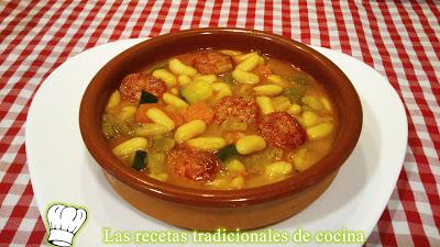 Alubias blancas con chorizo y verduras